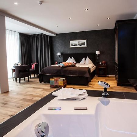 Hotel Riviera Loft Weggis Kültér fotó