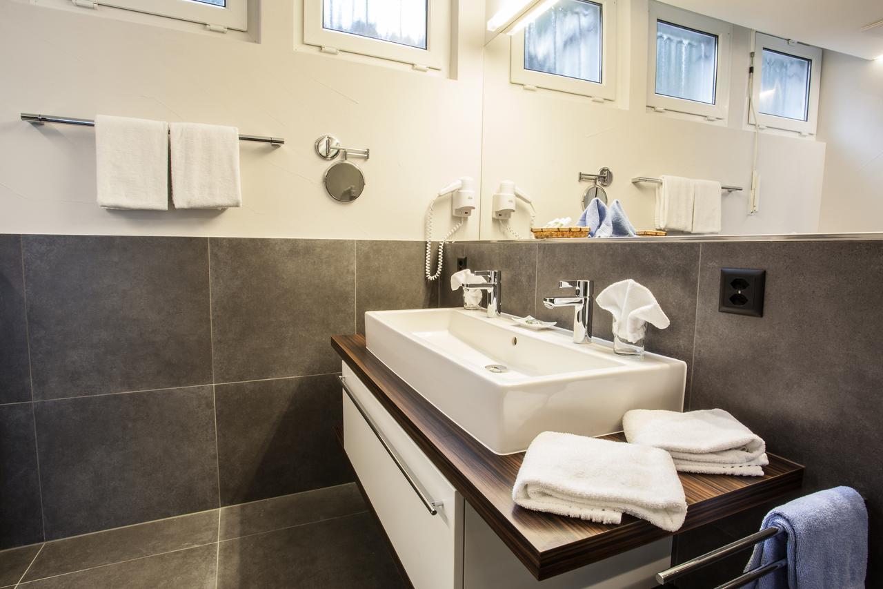 Hotel Riviera Loft Weggis Kültér fotó