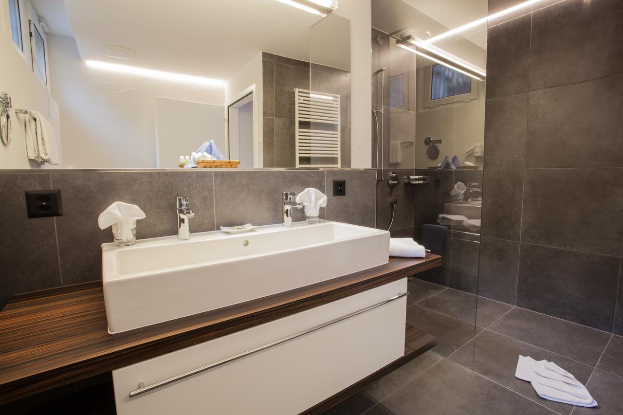 Hotel Riviera Loft Weggis Kültér fotó
